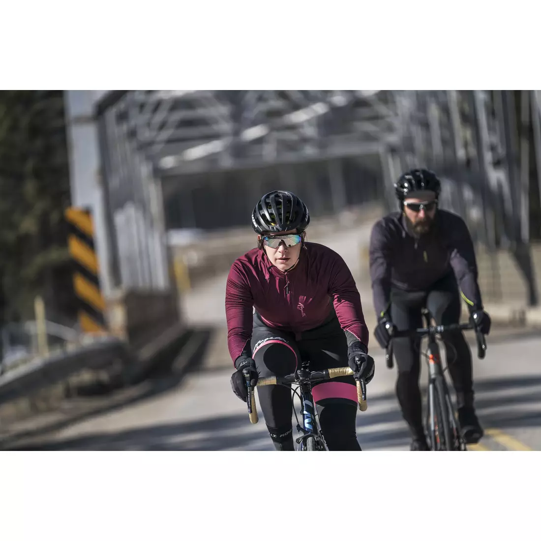 ROGELLI W2 women's softshell uninsulated cycling jacket maroon 010.040 