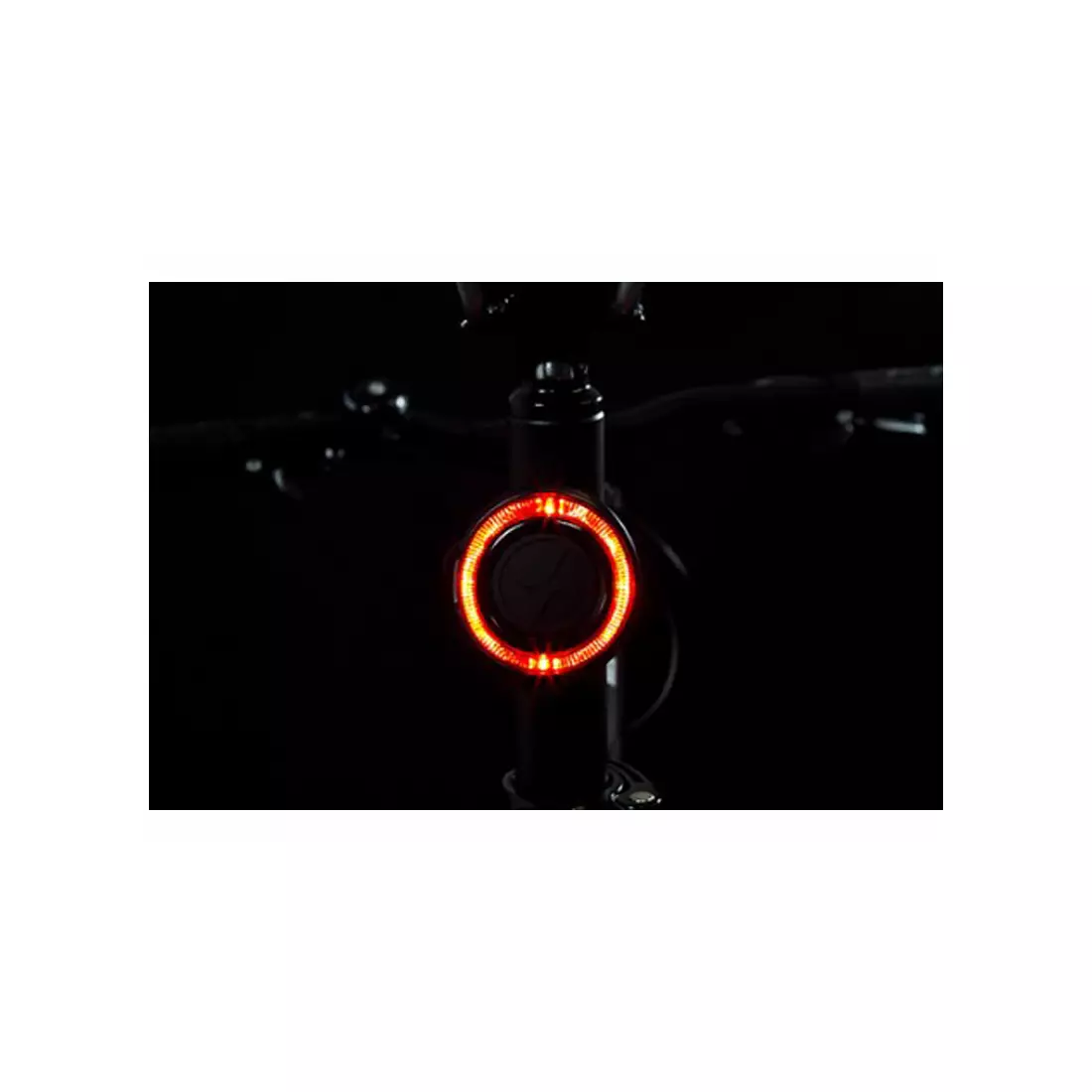 Bicycle rear light SPANNINGA O FLASH XB 15 lumens + batteries SNG-999125