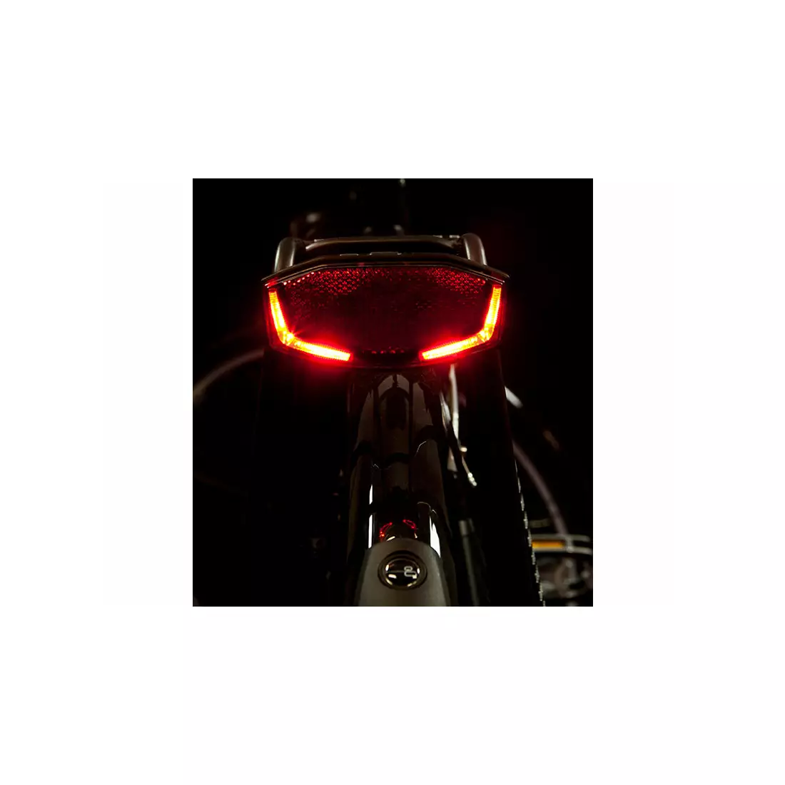 Rear light for bike rack SPANNINGA LINEO XB + batteries SNG-H056018