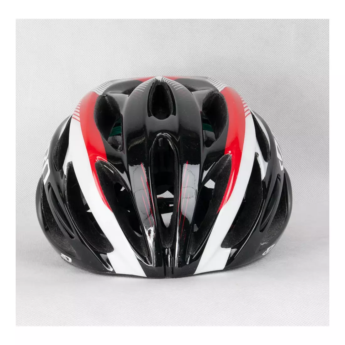 GIRO SAROS - bicycle and road helmet