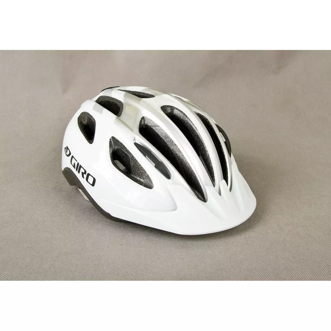 GIRO SKYLINE II bicycle helmet white silver