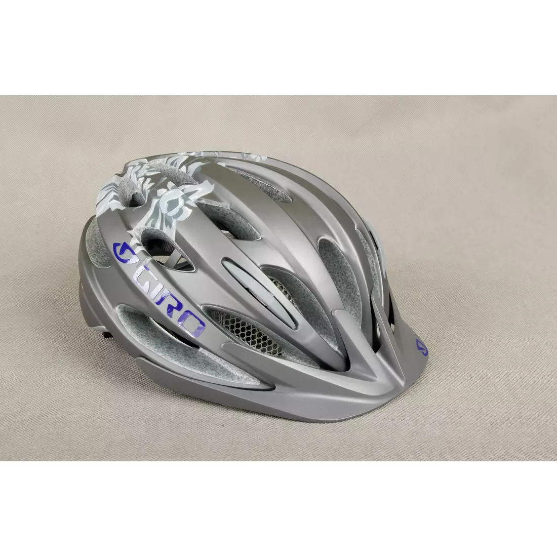 GIRO VERONA women's bicycle helmet, color: Titanium