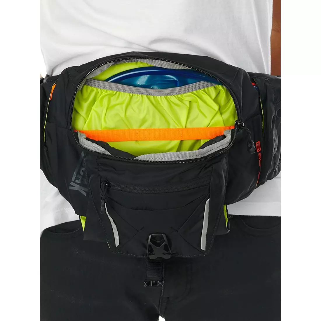 Camelbak SS17 waist bag with water bladder Palos LR 4 50oz /1.5L Black/Laser Orange 1133001900